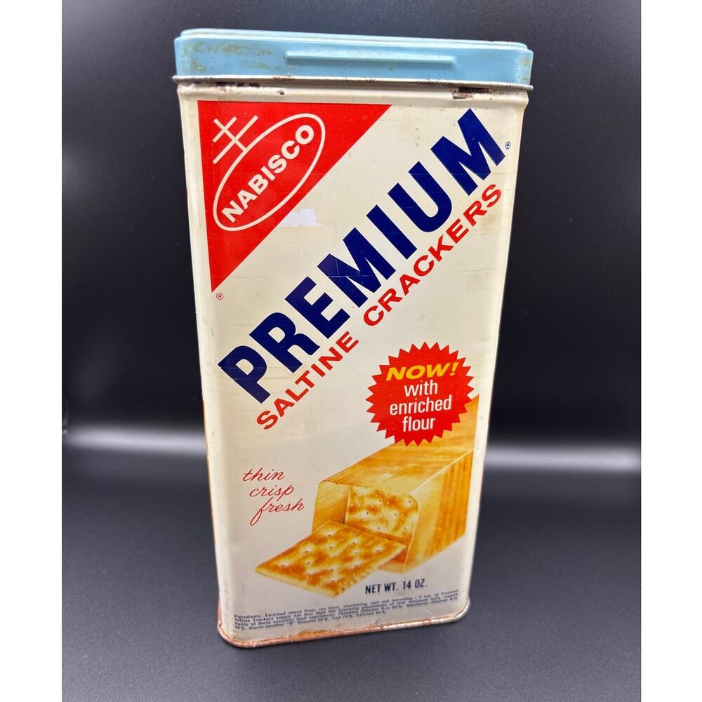 Vintage 1960's Premium Nabisco Saltine Cracker Tin Red White & Light Blue.